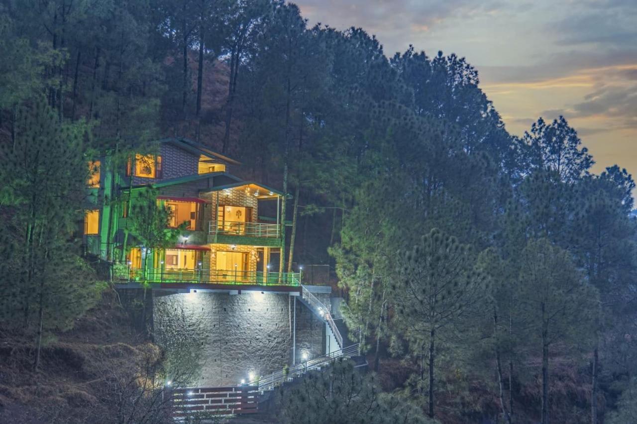 Asdaed Apartment Kasauli Exterior photo